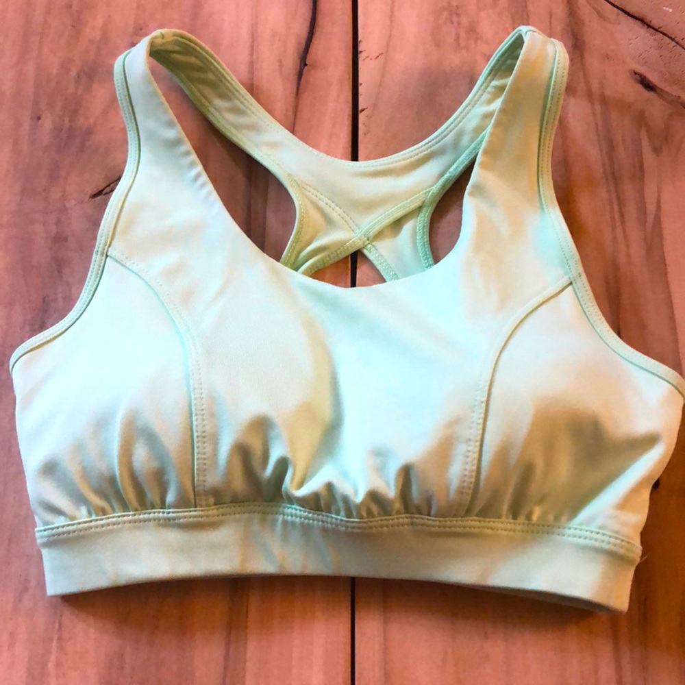 mint green sports bra
